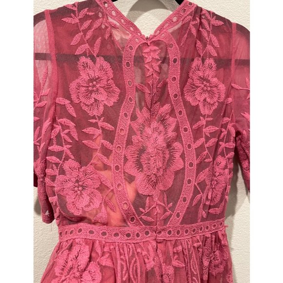 HONEY PUNCH Raspberry Lace Romper - Picture 6 of 7